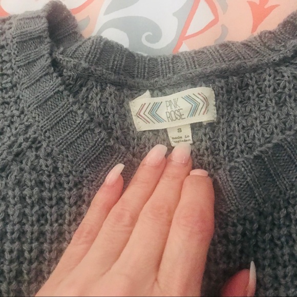 Dark grey Pink Rose sweater Size S - Picture 3 of 6